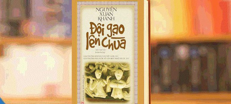 Review sách “Đội gạo lên chùa” – Khi Phật giáo không chỉ là một tôn giáo